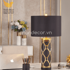 Đèn bàn cao cấp hiện đại thân đen DB 586