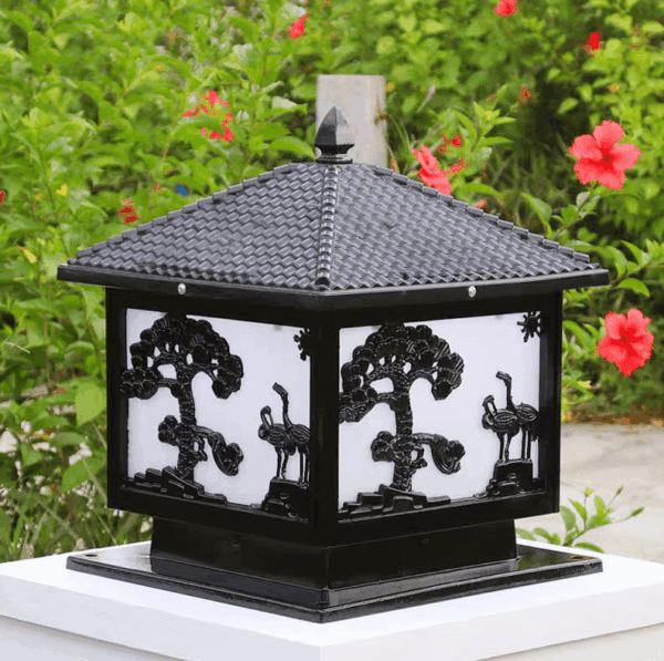 Đèn trụ cổng tân cổ điển đen hình phong cảnh đôi chim TD-1438