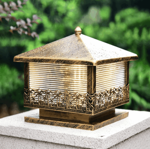 Đèn trụ cổng tân cổ điển màu giả cổ 6852