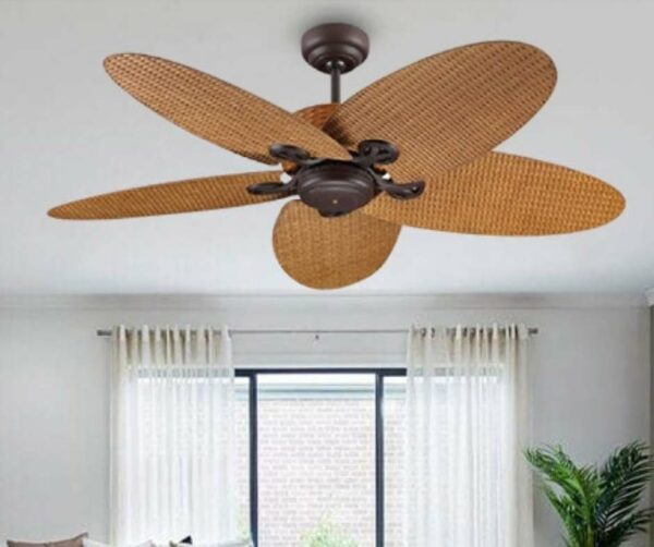 Quạt trần đèn cổ điển kết hợp hiện đại Lucci Fijian
