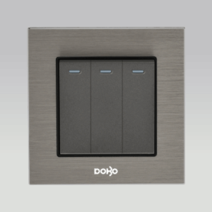 Bộ ba công tắc đảo chiều 16A, nhôm vân xước màu xám DoBo A90X-88807