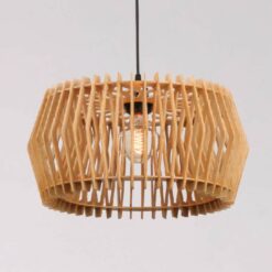 Đèn thả gỗ đan so le độc đáo hiện đại trang trí quán cafe VN 9516