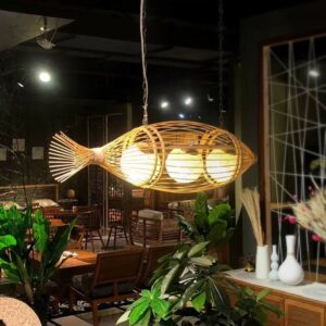 Đèn thả tre đan hình con cá trang trí nhà hàng MT 102