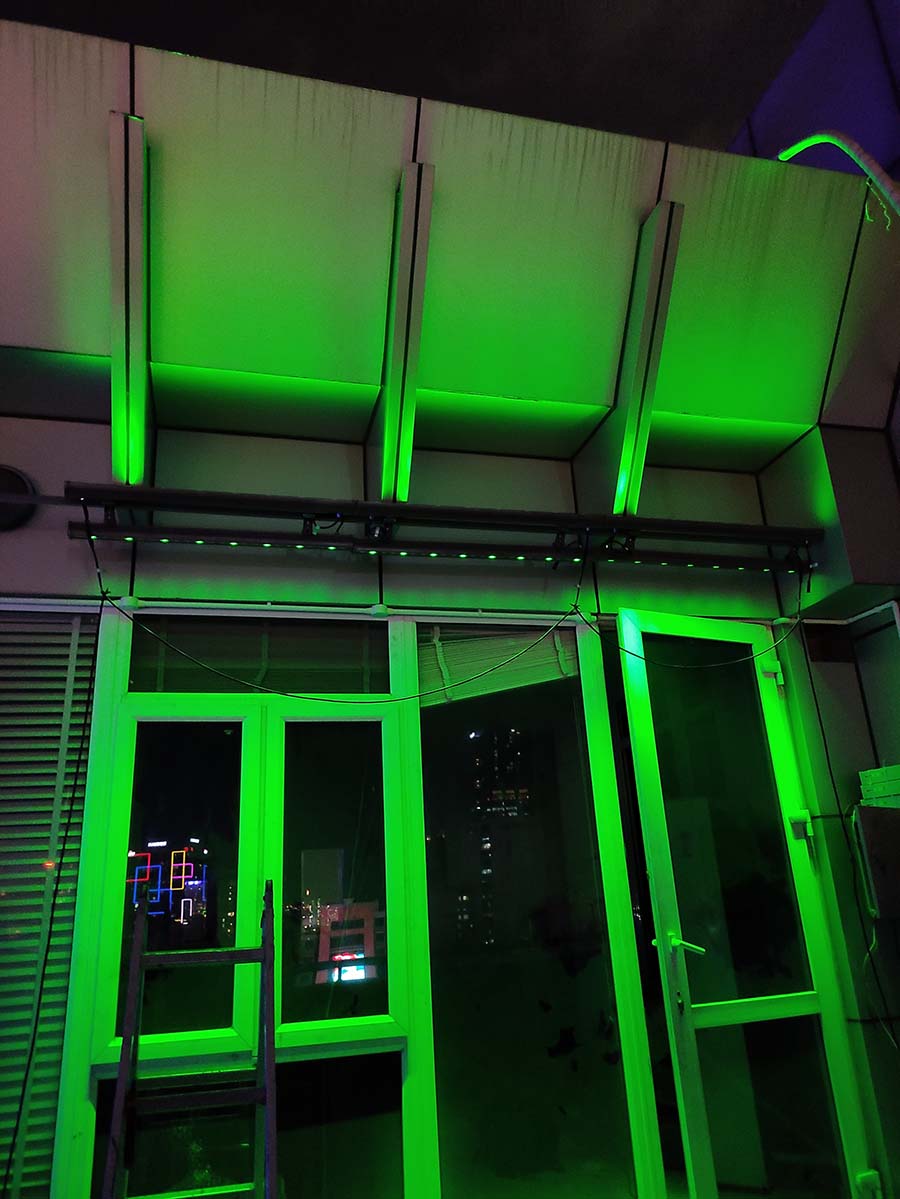 thi-cong-den-trang-tri-truong-dai-hoc-luat-tphcm-3