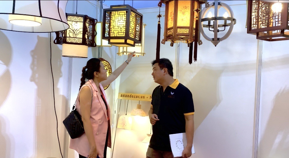 den-tha-go-trang-tri-1