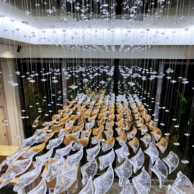 đèn thả thông tầng