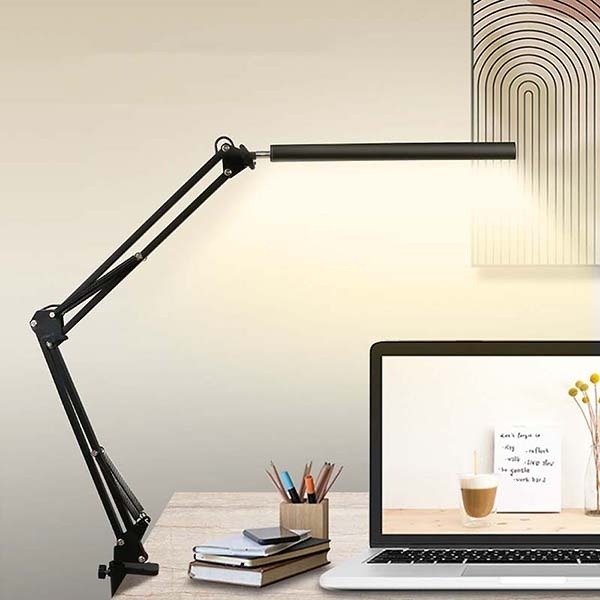 Top 5 Tiêu Chí Chọn Đèn Bàn Cho Không Gian Làm Việc Hiện Đại