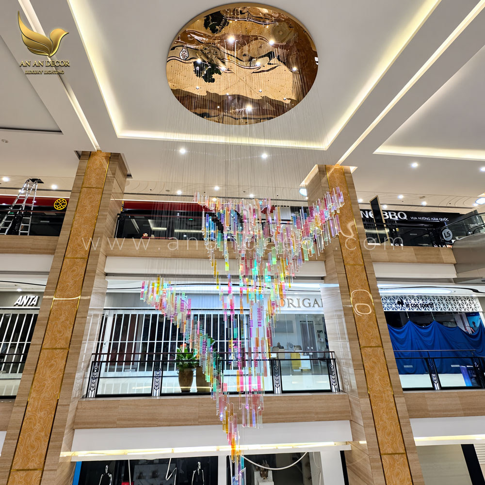Dự Án Đèn Thông Tầng - Vincom Center Bà Triệu